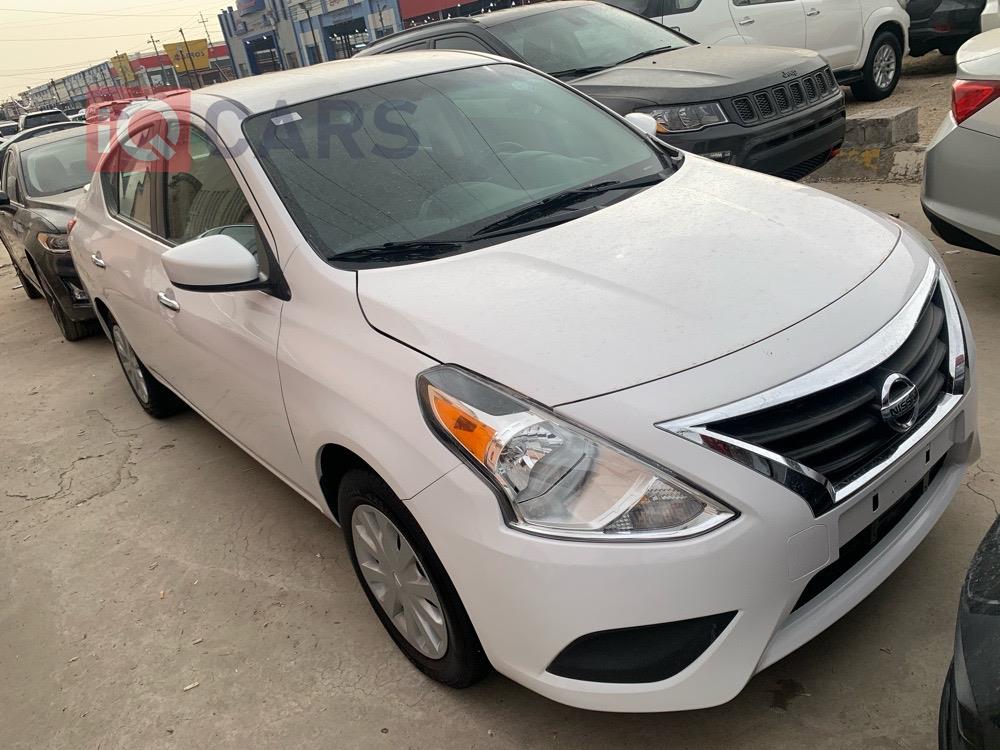 Nissan Versa